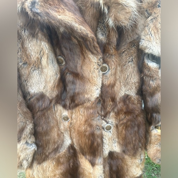 Real fur jacket with hood - Picture 1 of 13